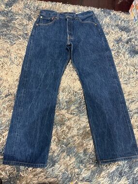 Levi's 501 Original Button Fly Jeans W32x30 Rare “R” Tag Medium Wash